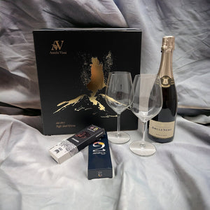 Box Regalo San Valentino: Bollenere Blanc de Noir con due flute V.S.Q. , cioccolato di modica igp e torrone siciliano