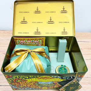 scatola aperta di panettone fiasconaro e dolce e gabbana al pistacchio di siclia, sicilus shop
