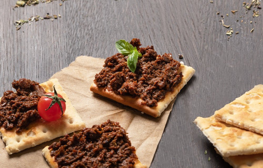 Patè di pomodori secchi siciliano: come usarlo e benefici