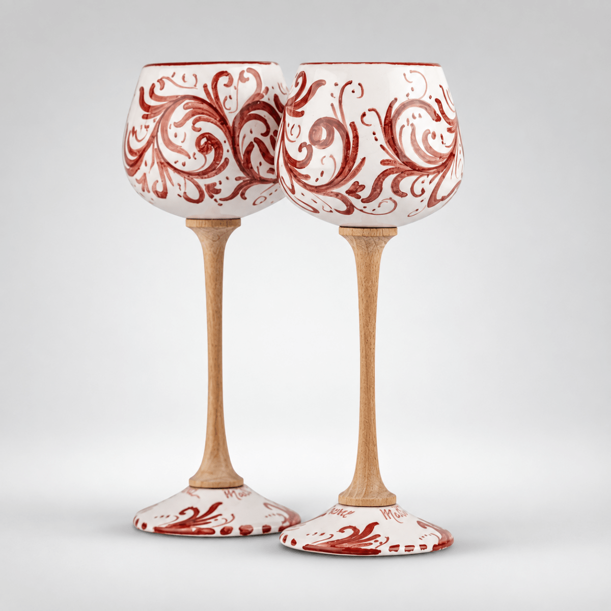 Pereche Special Riserva MuloMerrino, pahare de degustare cu picior cu decor Volute roșu