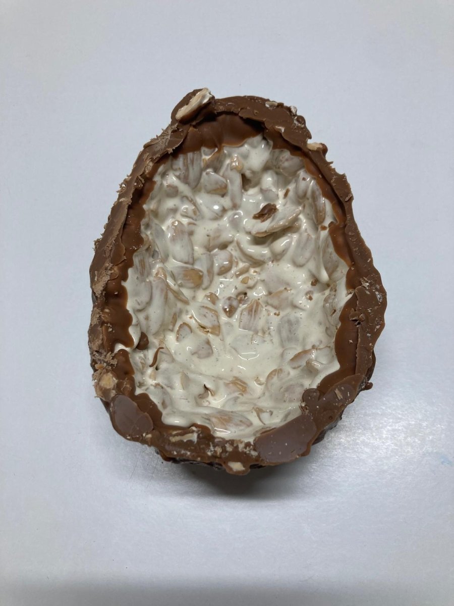 internoUovo di Pasqua Torruovo di Torrone al Pistacchio