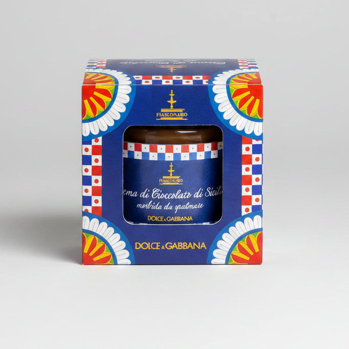 crema di cioccolato di sicilia dolce e gabbana prodotta da fiasconaro in scatola regalo