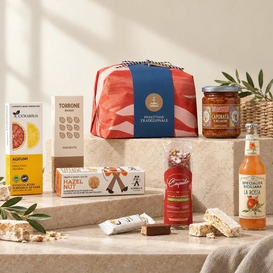 Cortile: confezione Sicilus con panettone e specialità dolci e salate
